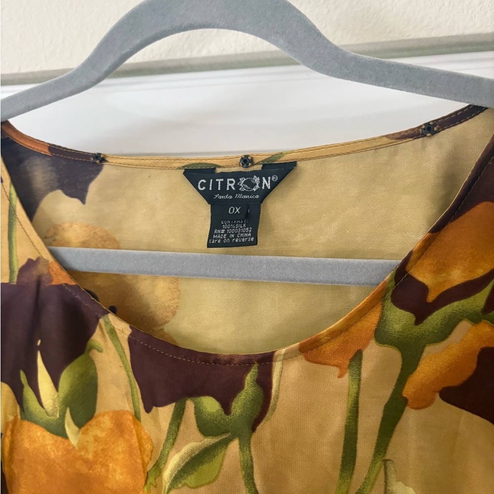 Citron Floral Top in Yellow and Brown